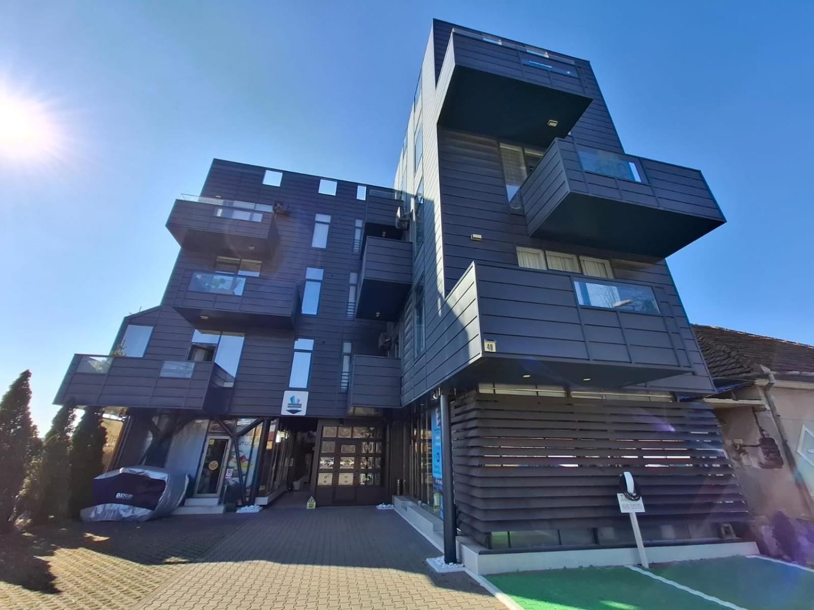 Apartments Steel Residence- Tesla Drive Experience ทิมิชัวรา ภายนอก รูปภาพ