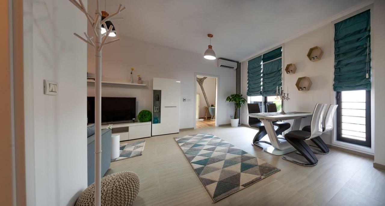 Apartments Steel Residence- Tesla Drive Experience ทิมิชัวรา ภายนอก รูปภาพ