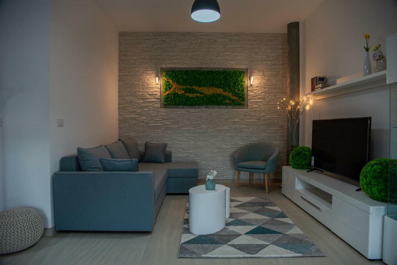 Apartments Steel Residence- Tesla Drive Experience ทิมิชัวรา ภายนอก รูปภาพ